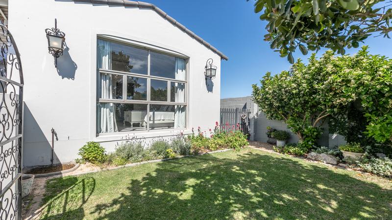 5 Bedroom Property for Sale in Country Club Western Cape